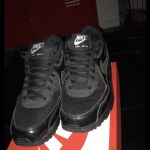 Women’s Nike air max